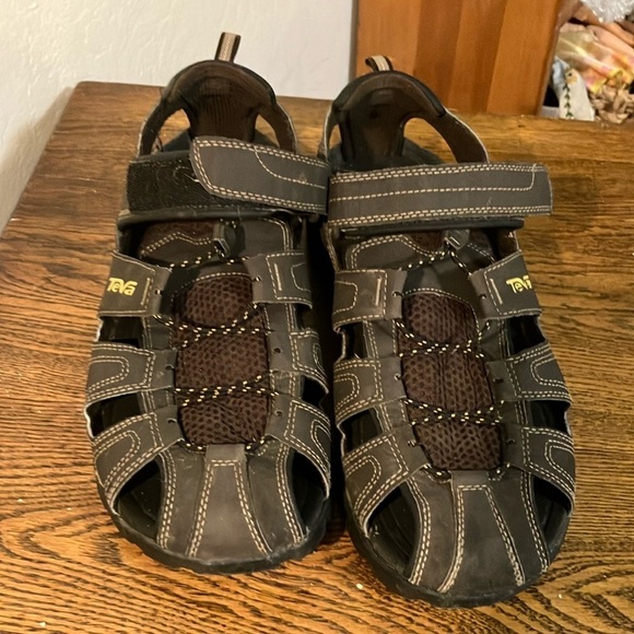 Teva Men’s  Forebay hiking sandals size 11 - Picture 1 of 11
